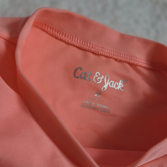 2t Cat And Jack Rashguard - Picture 4 of 6